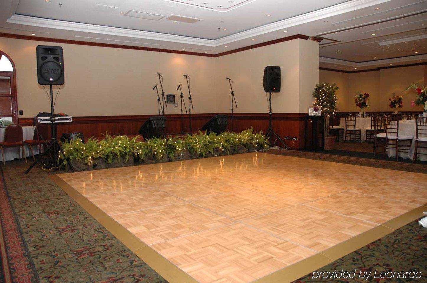 Ambassador Suites Caracas Restaurant photo
