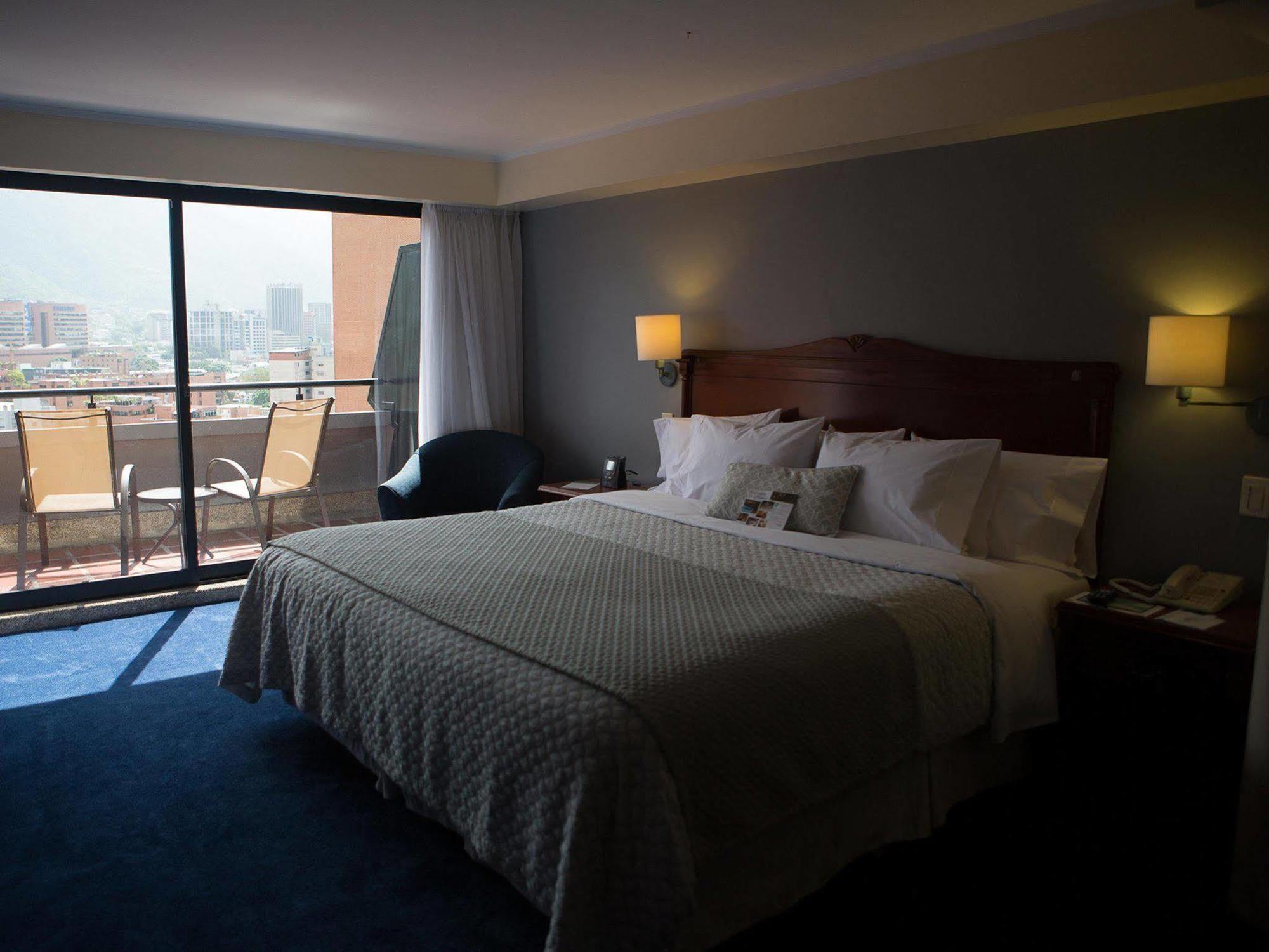 Ambassador Suites Caracas Exterior photo